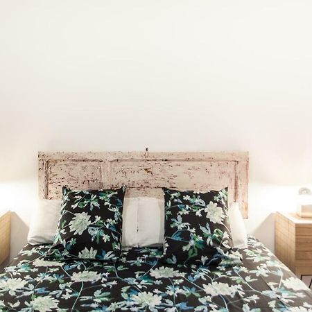 City Center Apartments Tarragona Bagian luar foto