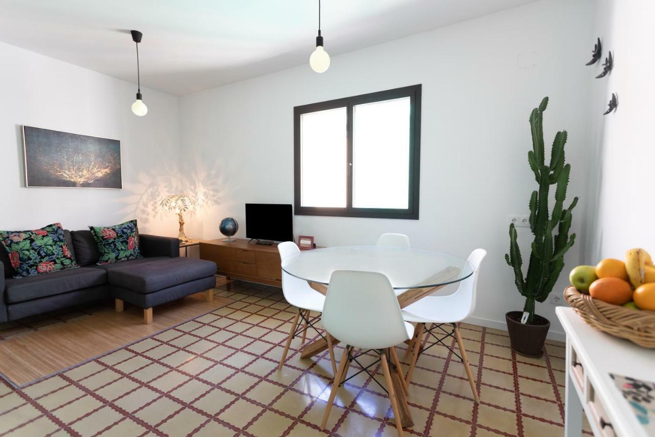 City Center Apartments Tarragona Bagian luar foto